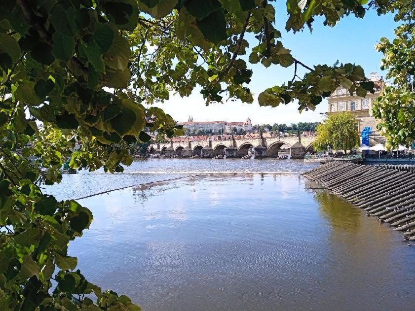 Cozy Studio In The Heart Of Old Prague Near The Charles Bridge Extérieur photo